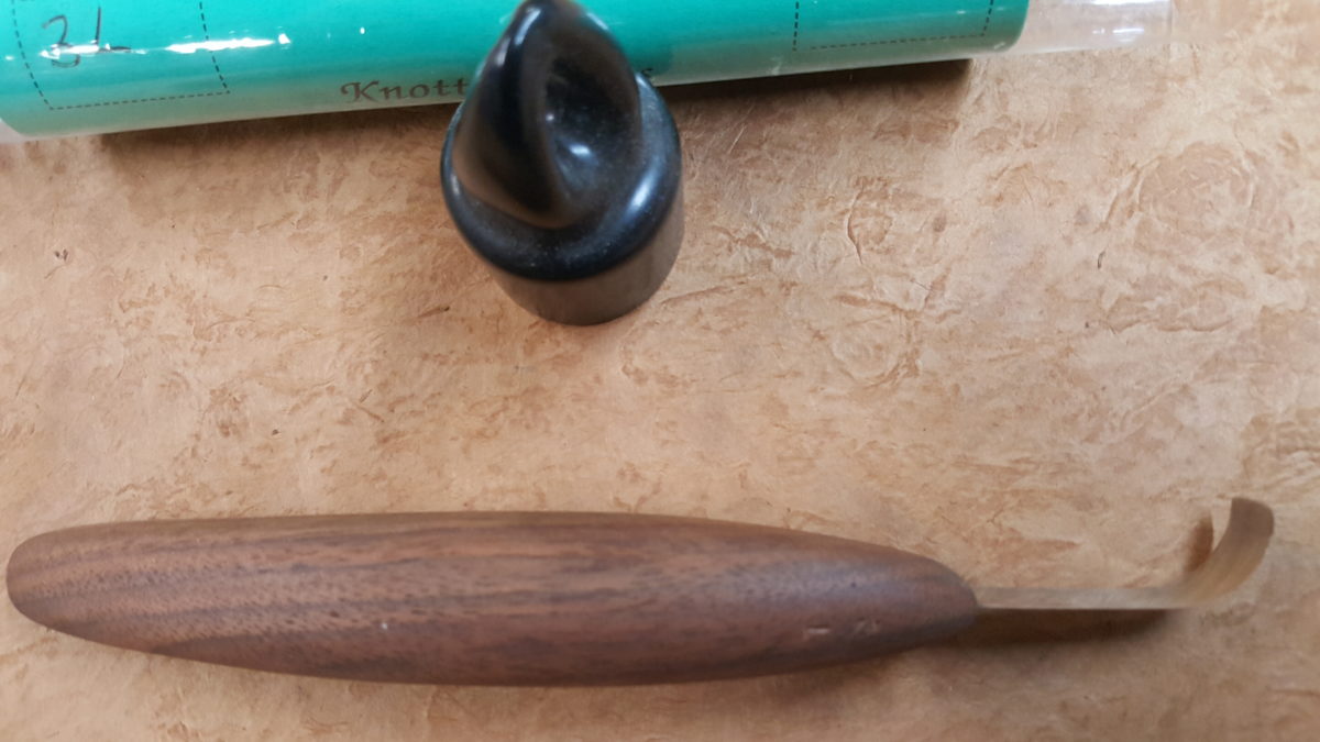 Knotts #3L 1 3/4" Bent Spey (left)