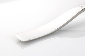 Two Cherries, V-Chisel, #39/06 Straight 6mm