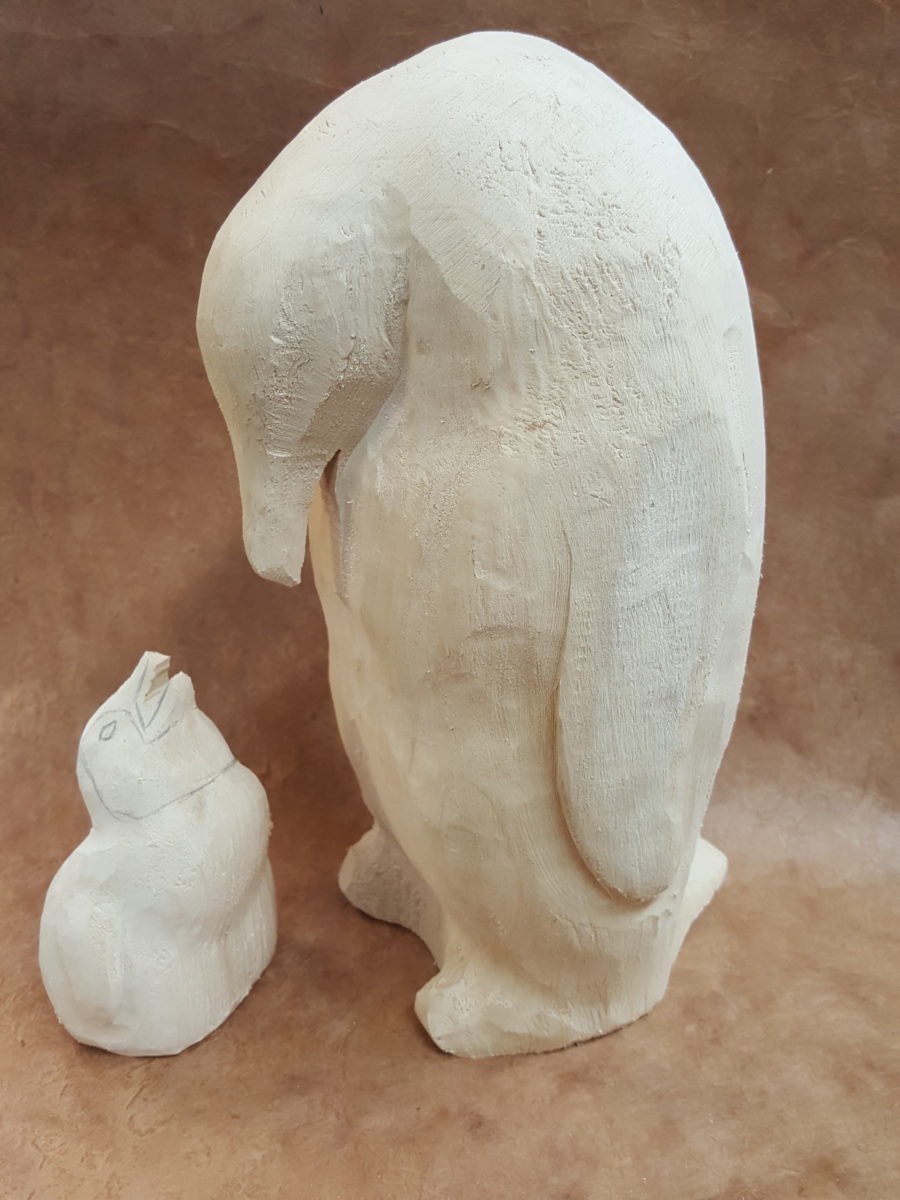Penguin w/baby 11" - Tupelo Roughout