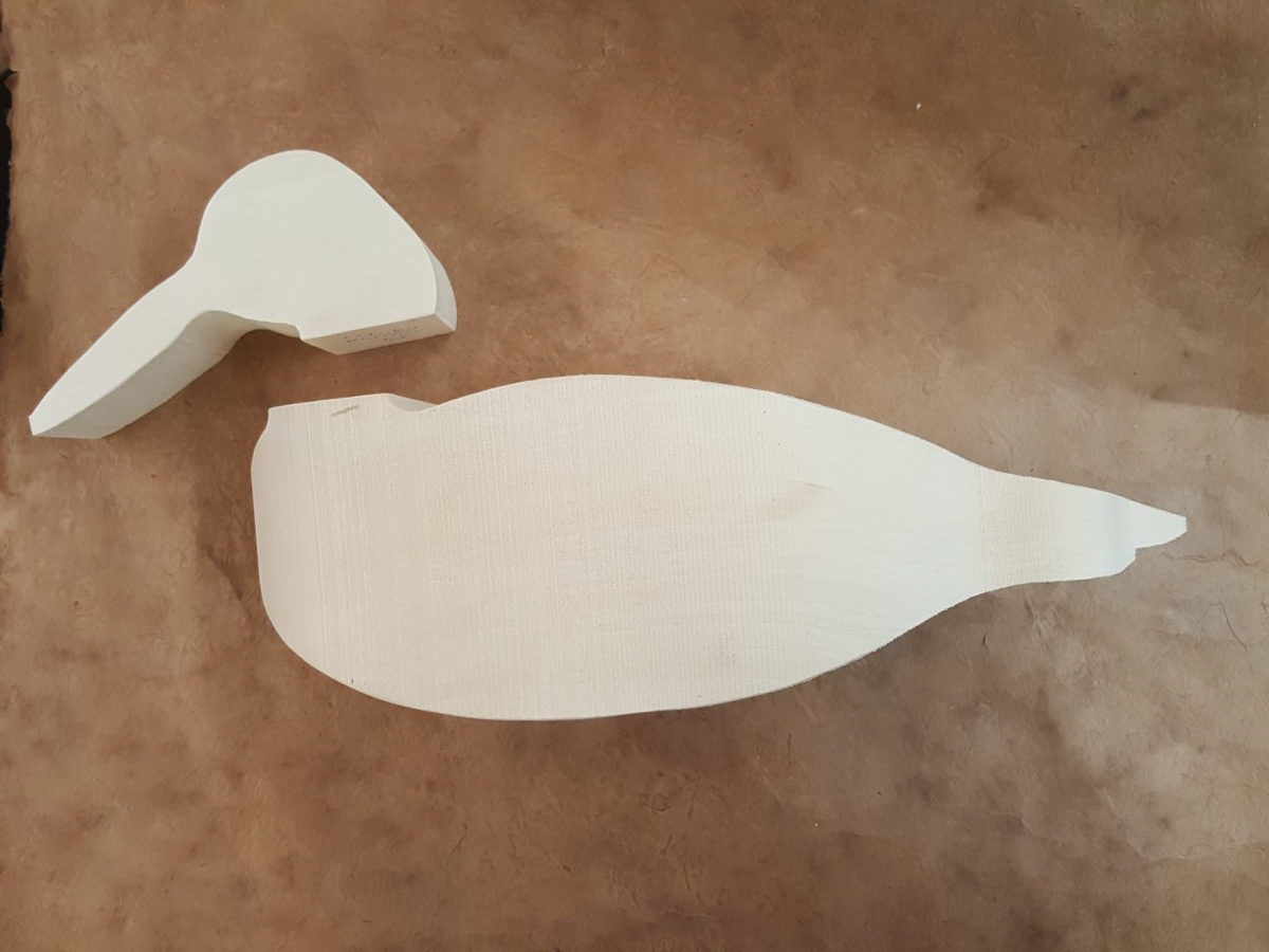 Cut-Out Tupelo, Oyster Catcher size 15 1/2"